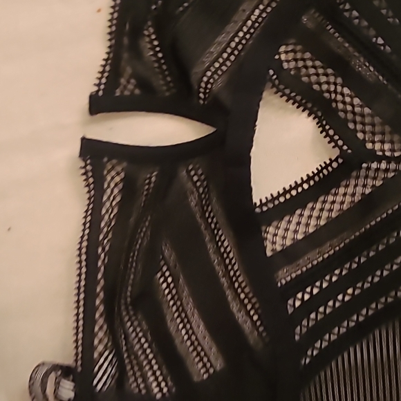 Victoria's Secret Sexy Slip with Garters. 34B EUC - Picture 8 of 8